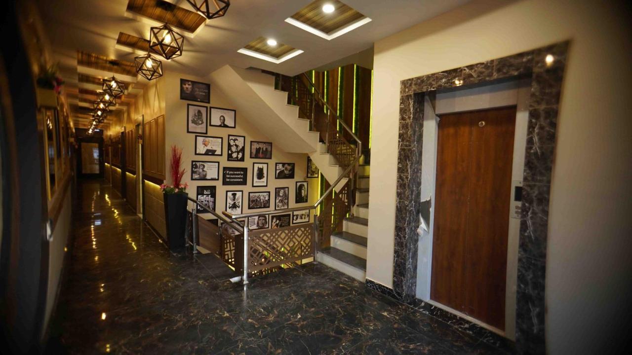 Hotel Soluxe Yamunānagar Εξωτερικό φωτογραφία