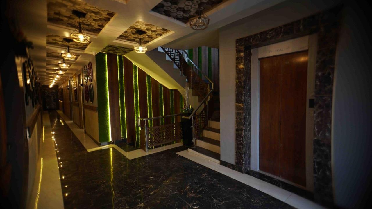 Hotel Soluxe Yamunānagar Εξωτερικό φωτογραφία